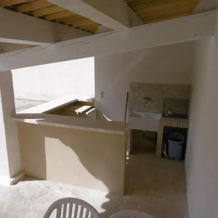 Grande D'hote Dans Maison Provencale Avec Piscine Bed & Breakfast Cavaillon